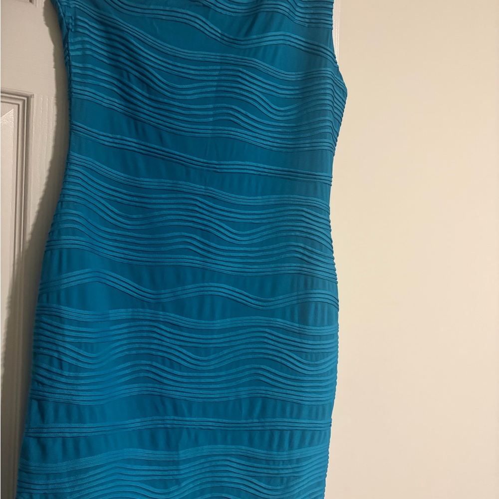 Elegant Blue Sleeveless Dress